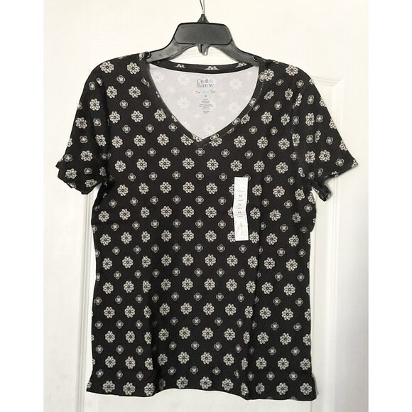 Croft & Barrow Women's Essential V-Neck Tee Size M, Black Mini Geo NWT - Picture 2 of 4